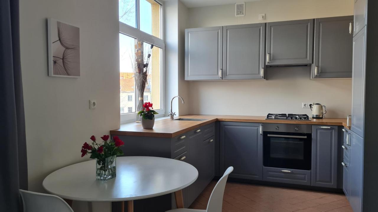 Rehouse Vokieciu Str.9, 2 Bedroom วิลนีอุส ภายนอก รูปภาพ